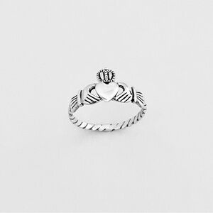 Sterling Silver Irish Claddagh Ring with Rope Band, Friendship Love Heart Rings